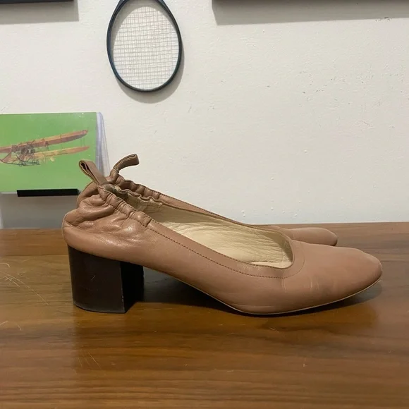 🚨SOLD🚨Tan Everlane Day Heel size 8.5 - Picture 6 of 7